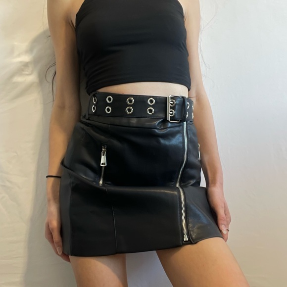 Buckle Checker Skirt